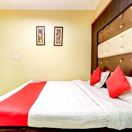 Spot Inn Hostel Nowe Delhi Zewnętrze zdjęcie