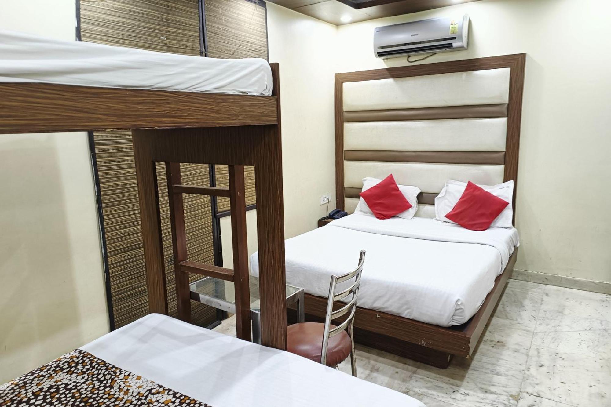 Spot Inn Hostel Nowe Delhi Zewnętrze zdjęcie