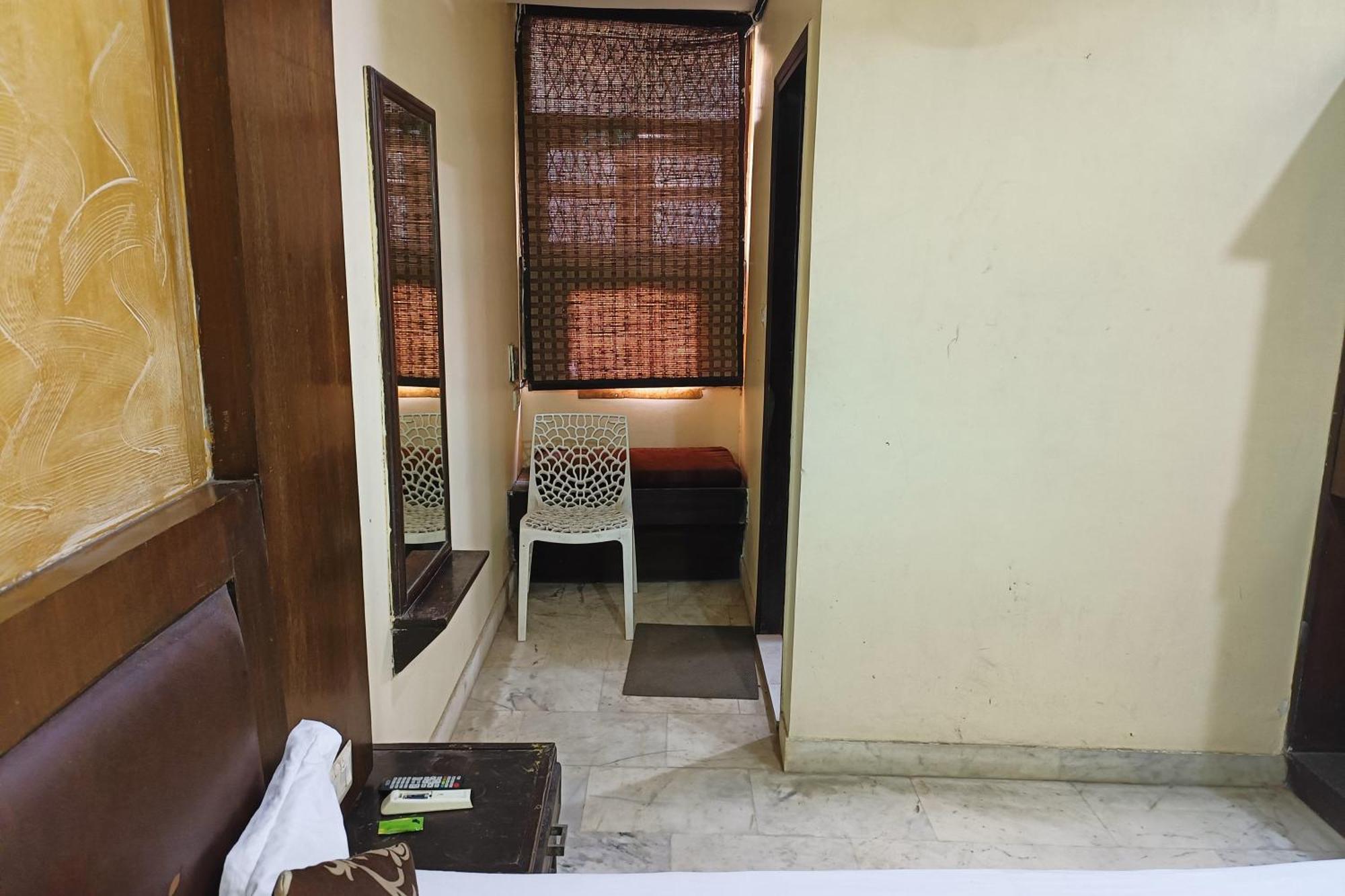 Spot Inn Hostel Nowe Delhi Zewnętrze zdjęcie