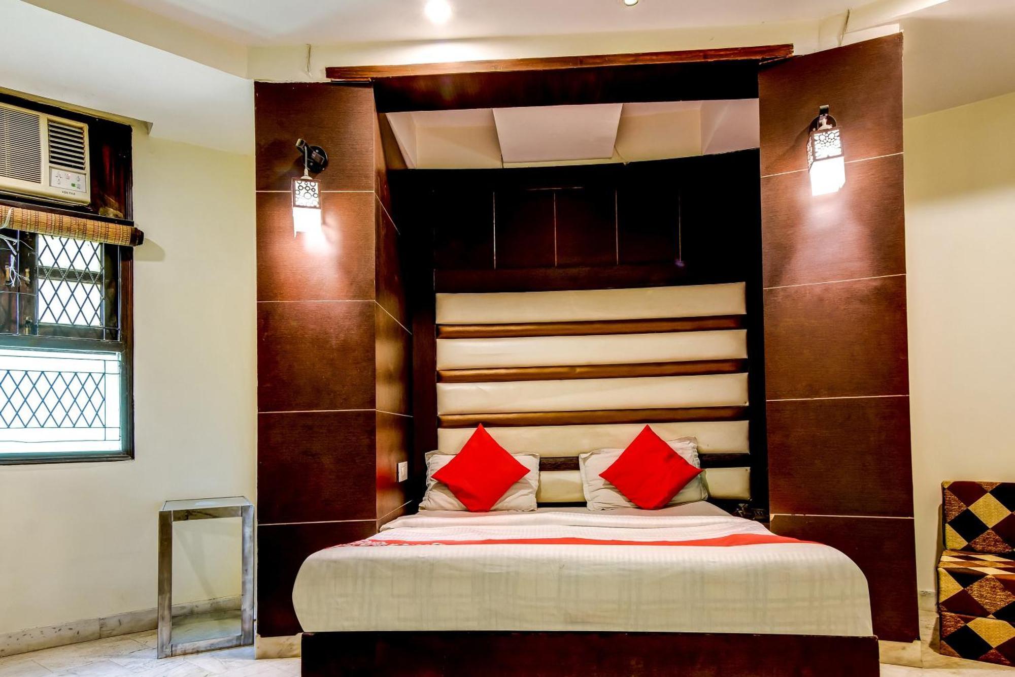 Spot Inn Hostel Nowe Delhi Zewnętrze zdjęcie