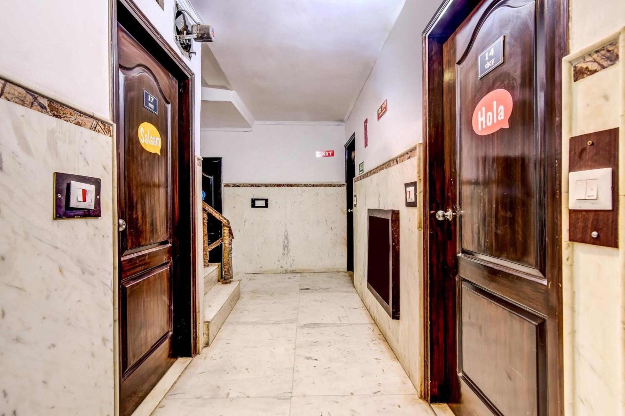 Spot Inn Hostel Nowe Delhi Zewnętrze zdjęcie